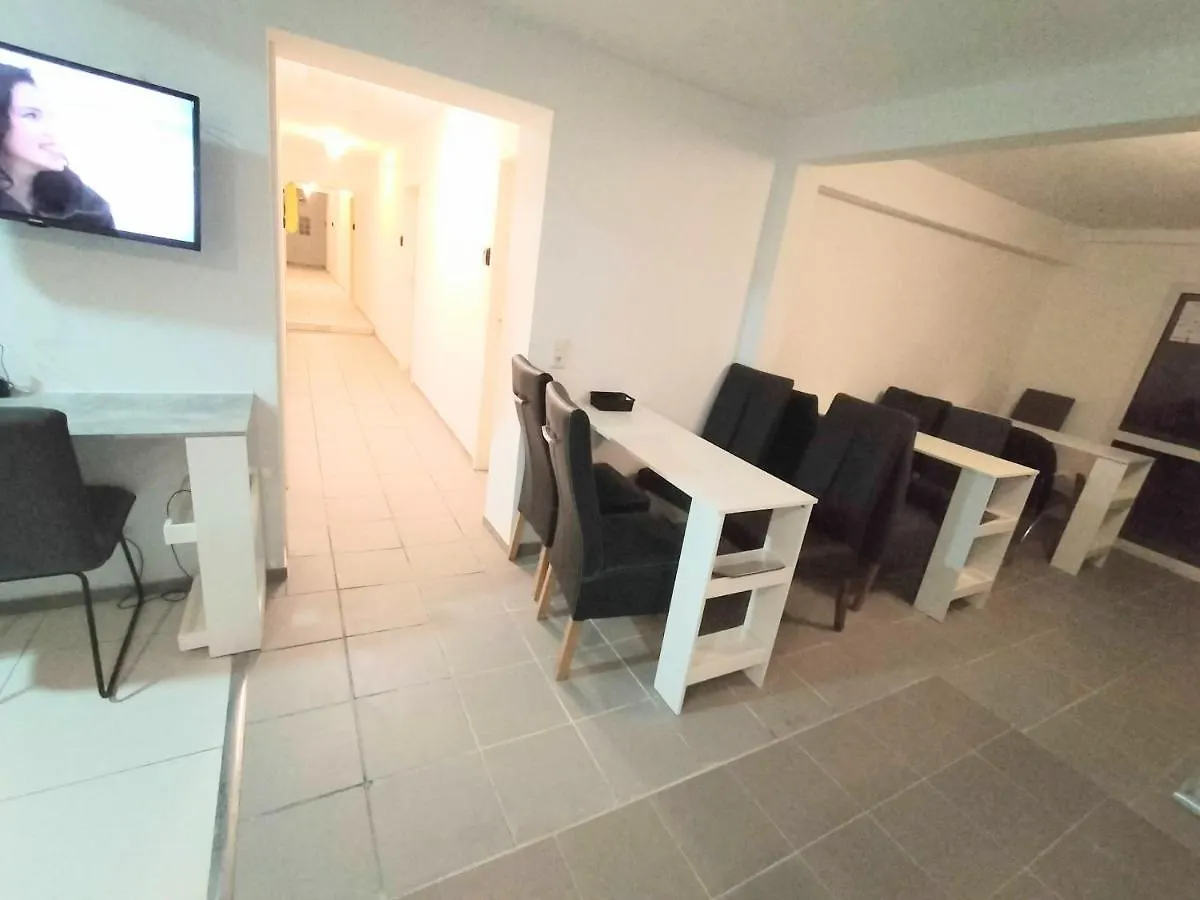 Studios Accommodation Frankfurt am Main Country house
